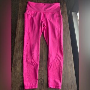 Xersion Hot Pink 7/8 Active Leggings w/ Laser Cut Detail & Side Pockets Size M